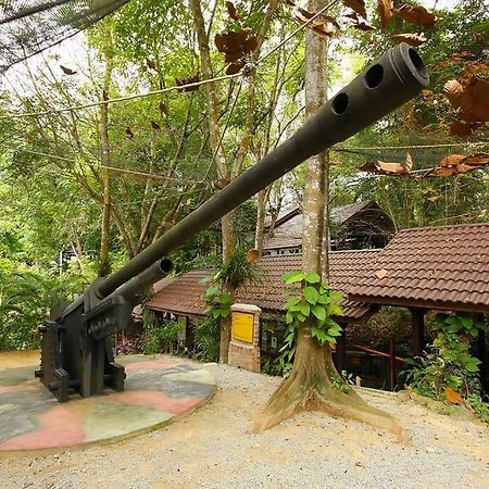 3Storey House 13Pax Family Suite 峇六拜 外观 照片