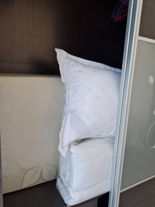 3Storey House 13Pax Family Suite 峇六拜 外观 照片