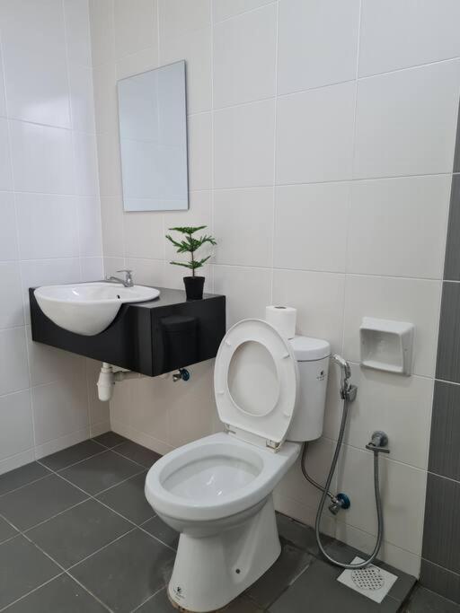 3Storey House 13Pax Family Suite 峇六拜 外观 照片